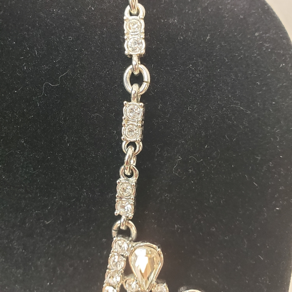 Glamorous Rhinestone Necklace - Picture 3 of 5